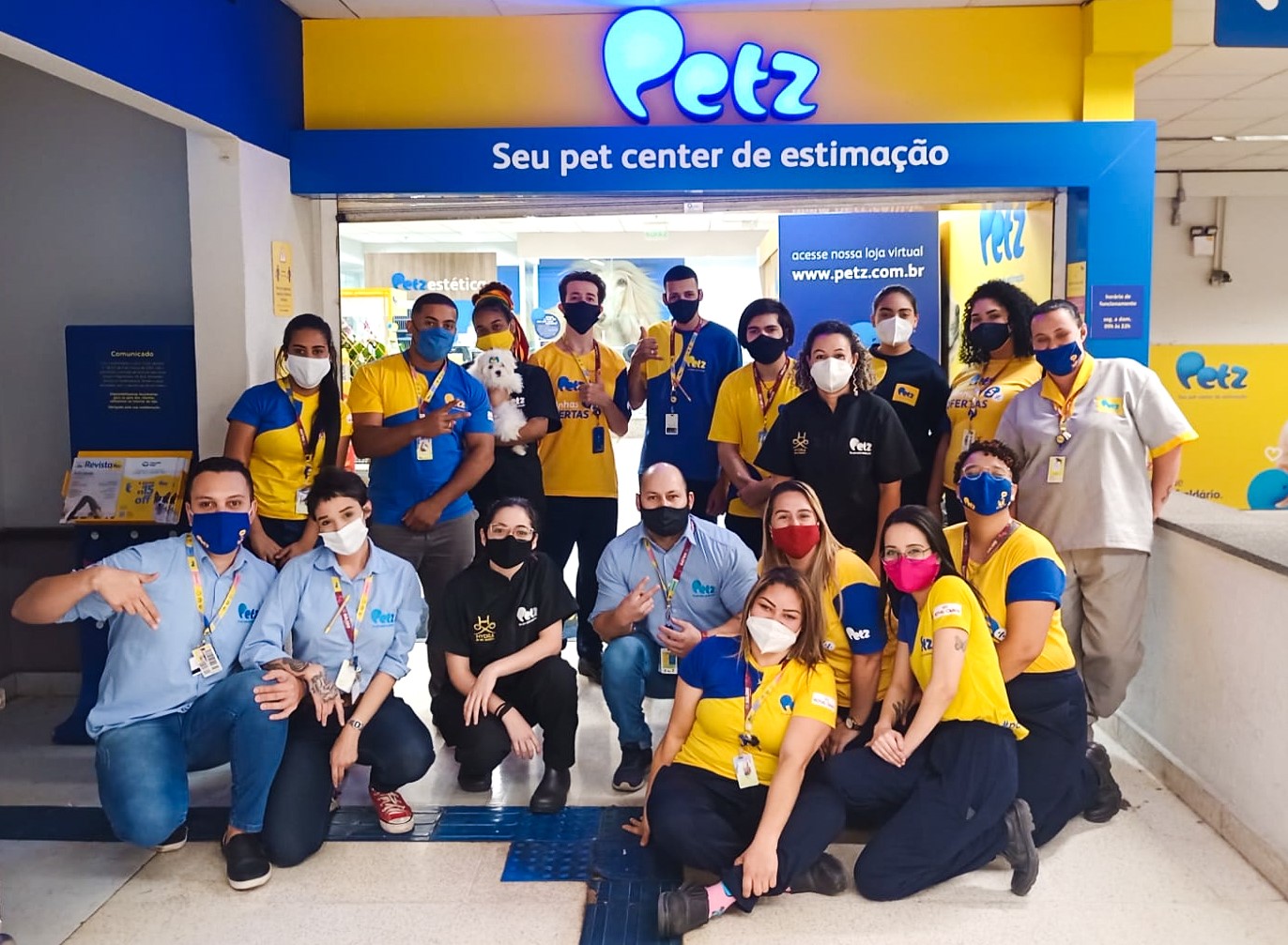 Campanha de engajamento na Petz resulta em recorde histórico de arrecadação
